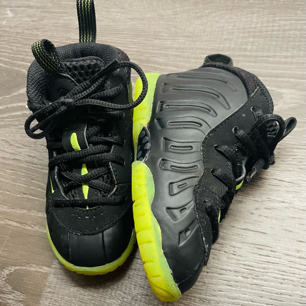 Nike Kids Sneakers Black With Neon Accents